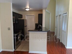 6106 Westgate Dr in Orlando, FL - Building Photo - Building Photo