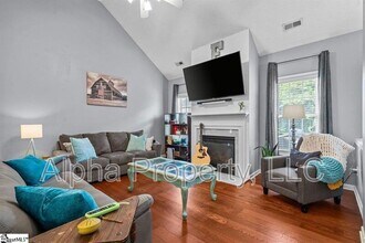 824 Laurelcreek Dr in Boiling Springs, SC - Building Photo - Building Photo