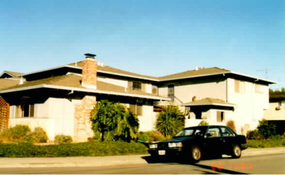 851 Burbank Dr in Santa Clara, CA - Building Photo - Building Photo