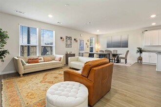 6434 Lakeview Haven Dr in Houston, TX - Building Photo - Building Photo