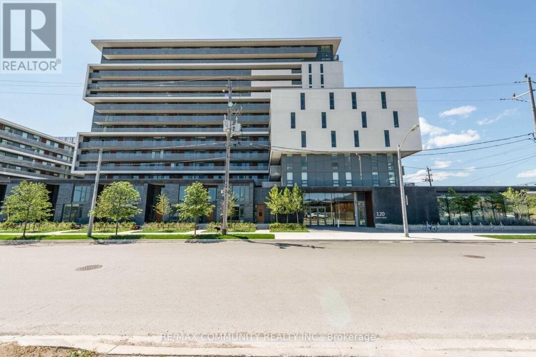 120-120 Varna Dr in Toronto, ON - Building Photo