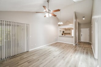 4176 Rollingwood Ct in Jacksonville, FL - Building Photo - Building Photo