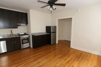 615 W Patterson Ave in Chicago, IL - Building Photo - Building Photo