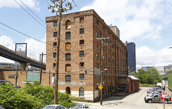 Whiskey Barrel Flats in Pittsburgh, PA - Building Photo - Building Photo