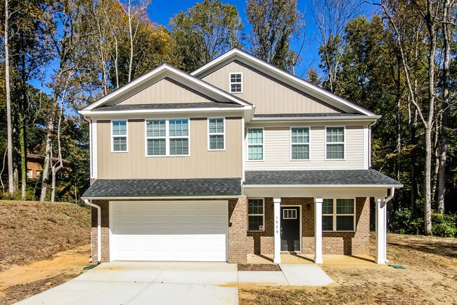 property at 6229 Woodland Cir
