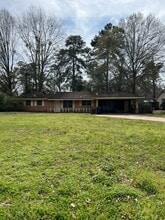 1875 S Brookwood Dr in Shreveport, LA - Building Photo - Building Photo