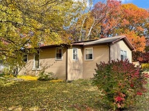7012 W 138th Ln in Cedar Lake, IN - Building Photo - Building Photo