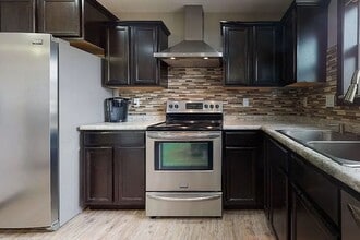 1125 Deer Run Dr NE in Cedar Rapids, IA - Building Photo - Building Photo