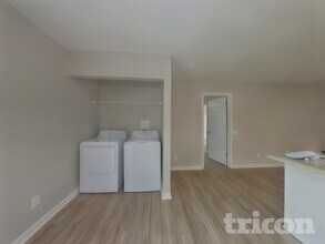 5411 Peachwood Dr in Charlotte, NC - Building Photo - Building Photo