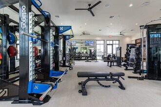 Casero Apartments in Doral, FL - Building Photo - Interior Photo