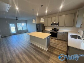 119 Foster Wy Dr in Huntsville, AL - Building Photo - Building Photo