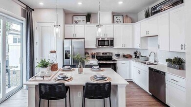 3800 Viceroy Pl in DeLand, FL - Building Photo - Building Photo