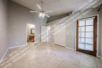 11011 N 92nd St in Scottsdale, AZ - Building Photo - Building Photo