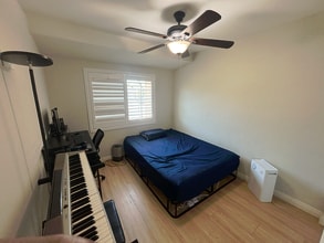 14200 Polk St, Unit 60 in Sylmar, CA - Building Photo - Building Photo