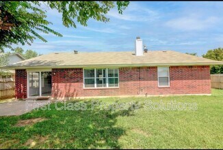 12516 Park Ave in Yukon, OK - Building Photo - Building Photo