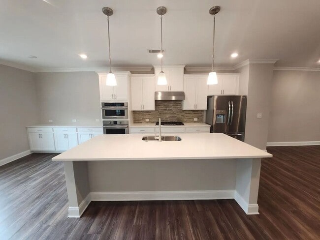 4560 Mikajack Dr SE in Smyrna, GA - Building Photo - Building Photo