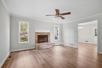 4201 Autumn Lake Dr in Buford, GA - Building Photo - Building Photo