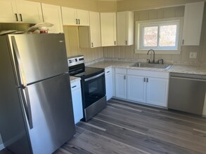 390 Mercer Rd, Unit 390 Mercer St in Harmony, PA - Building Photo - Building Photo