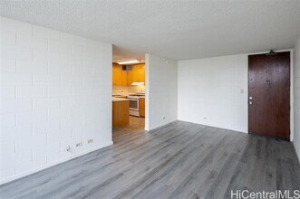 2714 Kahoaloha Ln in Honolulu, HI - Building Photo - Building Photo