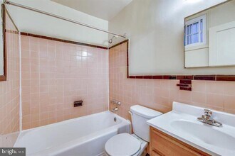 7814 Tilbury St in Bethesda, MD - Building Photo - Building Photo