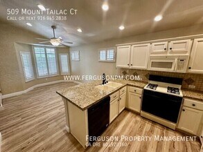 509 Mt Tailac Ct in Roseville, CA - Building Photo - Building Photo
