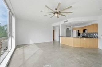 285 W 6th St in Los Angeles, CA - Building Photo - Building Photo