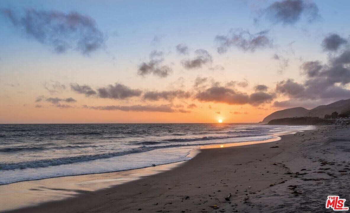 11770 Pacific Coast Hwy-Unit -S in Malibu, CA - Building Photo