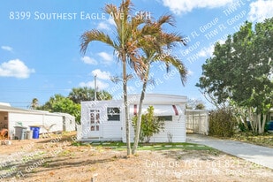 8399 SE Eagle Ave in Hobe Sound, FL - Building Photo