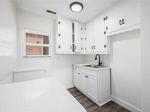 4029 McGee St, Unit 2E in Kansas City, MO - Foto de edificio - Building Photo