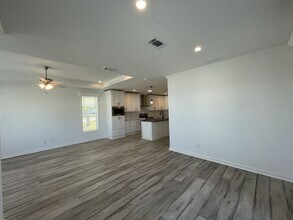 409 Bimini in Venice, FL - Building Photo - Building Photo