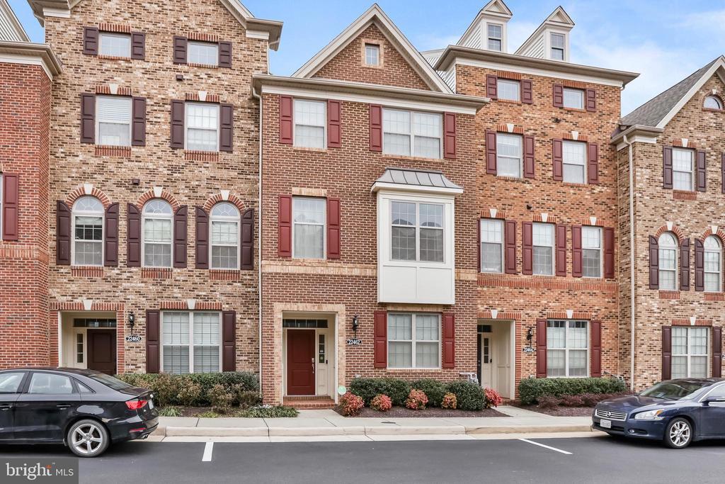 22462 Cambridgeport Square in Ashburn, VA - Building Photo