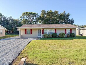 2714 Grand Cayman St in Sarasota, FL - Building Photo - Building Photo