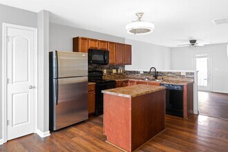 4277 Youngstown Dr in Greensboro, NC - Building Photo - Building Photo