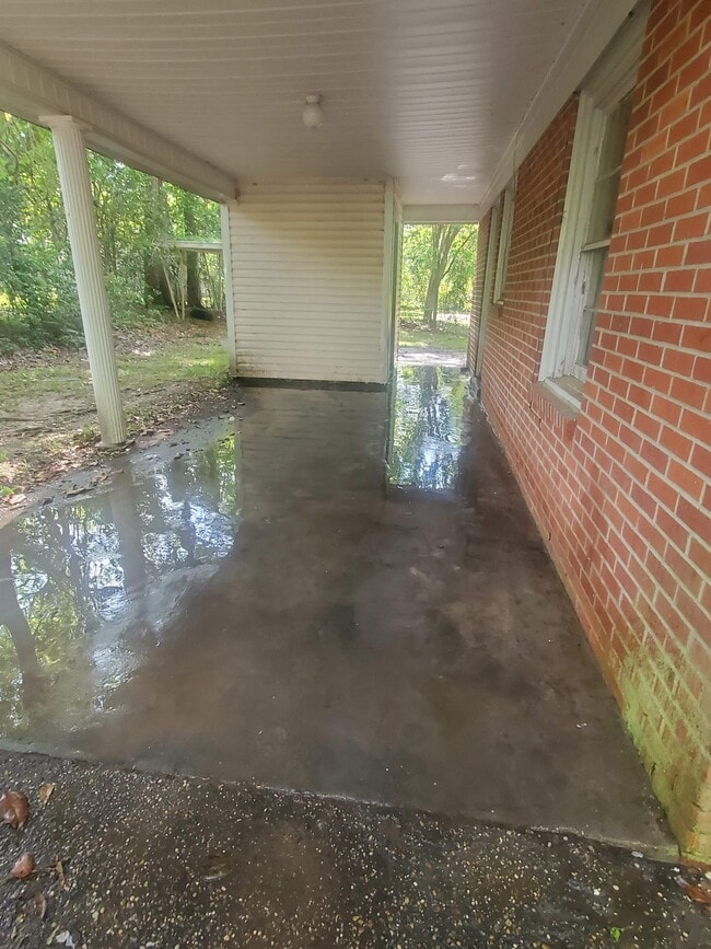 2926 N 7th Ave in Laurel, MS - Building Photo - Building Photo