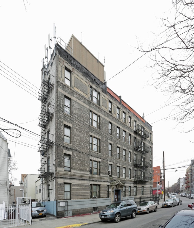 2846 Briggs Ave in Bronx, NY - Building Photo - Building Photo