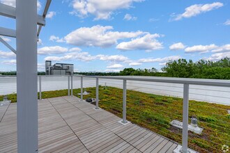 601 Concord Ave, Unit 2 in Cambridge, MA - Foto de edificio - Building Photo
