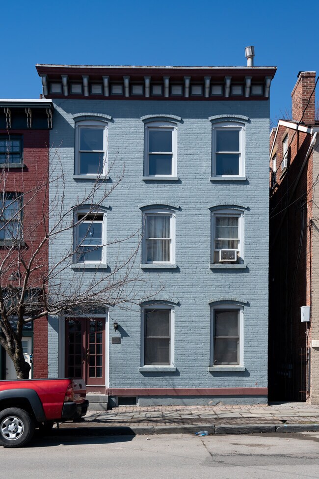 73 Liberty St Rentals in Newburgh, NY