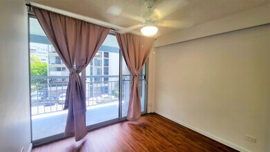 1621 Dole St in Honolulu, HI - Building Photo - Building Photo