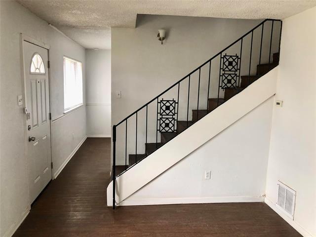 924 Irene Dr in Mesquite, TX - Building Photo - Building Photo