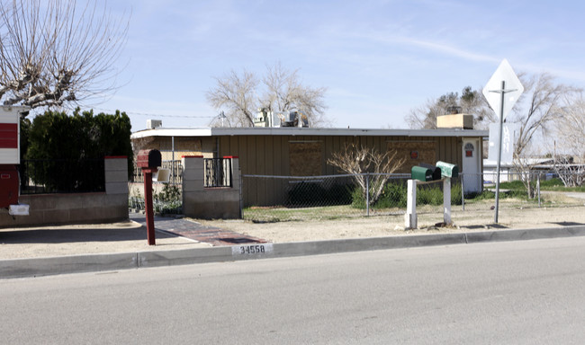 25659 Anderson Ave in Barstow, CA - Building Photo - Building Photo