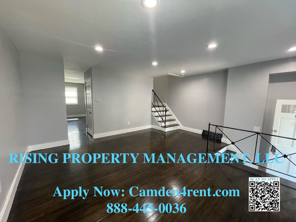 1285 Lake Shore Dr in Camden, NJ - Building Photo