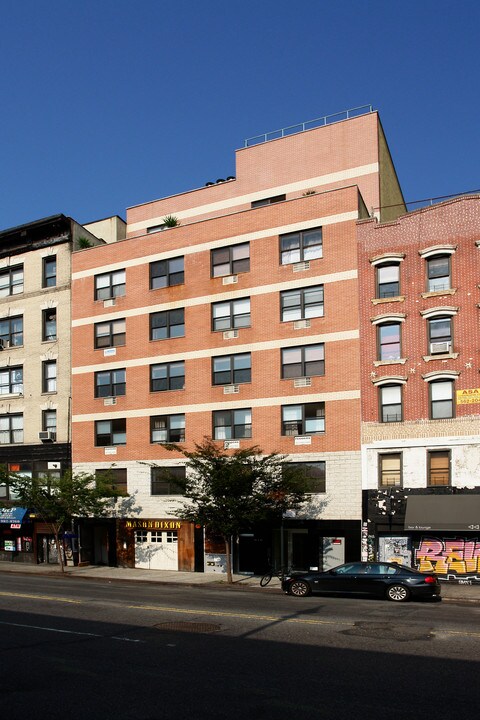 133-135 Essex St in New York, NY - Building Photo