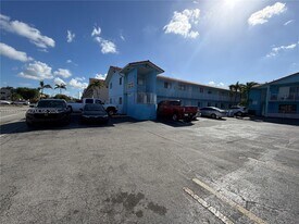 5702 W 26th Ave in Hialeah, FL - Building Photo