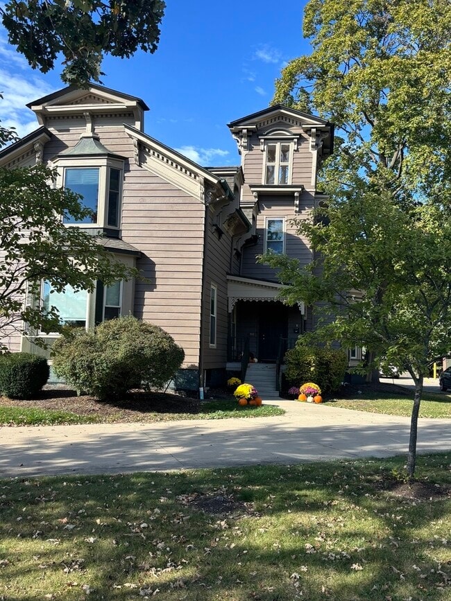 40 Mischa Ct in Lake Zurich, IL - Building Photo - Building Photo