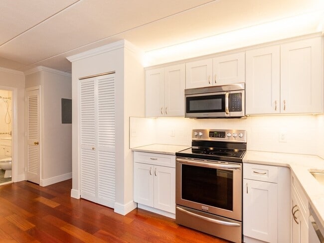 28 Lee St in Cambridge, MA - Building Photo - Building Photo