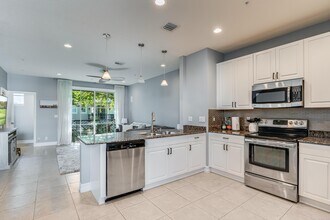75 Atlantic Grove Way in Delray Beach, FL - Building Photo - Building Photo