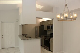 2516 SE Anchorage Cove in Port St. Lucie, FL - Building Photo - Building Photo