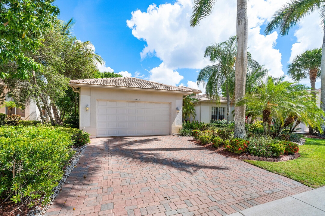 11415 Nautica Ct in Wellington, FL - Building Photo