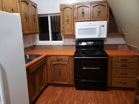 2219 W College Ave, Unit 2 in Spokane, WA - Building Photo