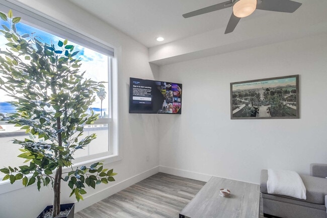 4505 Park Blvd in San Diego, CA - Foto de edificio - Building Photo